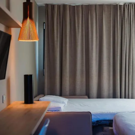 Ibis Sud Валанс