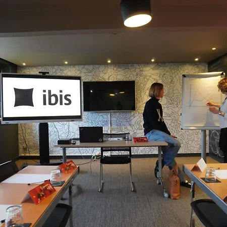 Ibis Sud Hotell 3*