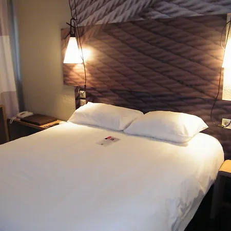 Ibis Sud Hotel 3*