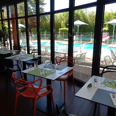 Ibis Sud ホテル 3*